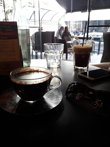 Manifesto Espresso Wine Bar - Γαστρονομία και φιλοξενία