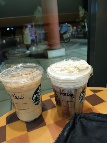 Starbucks - Γαστρονομία και φιλοξενία