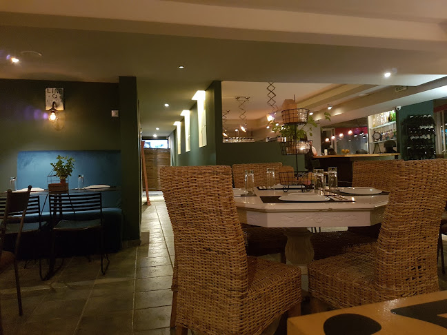 Σταθμός comfort food & cocktails - Γαστρονομία και φιλοξενία