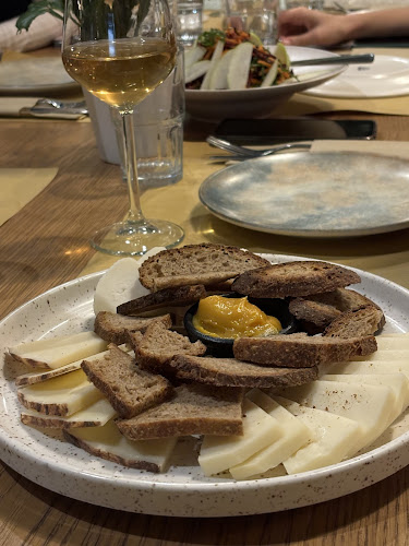 Rakor - Γαστρονομία και φιλοξενία