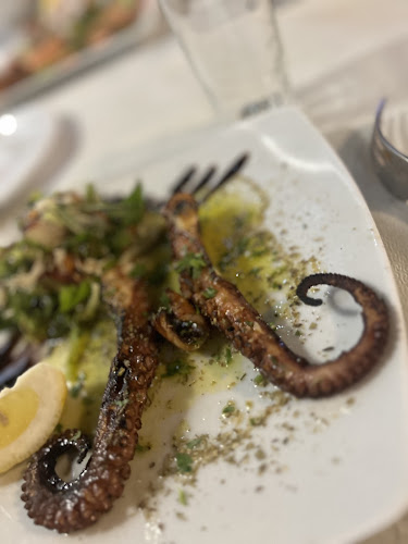 Opinii despre AROMA Traditional Tavern în Paros - Γαστρονομία και φιλοξενία