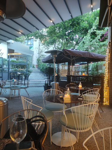 Opinii despre The Dandy Bar & Eatery în Νέο Ψυχικό - Γαστρονομία και φιλοξενία