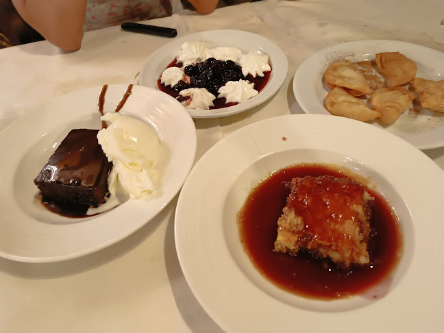 Opinii despre Ταβέρνα Το Ρόδι - Αρνί Αντικριστό în Ροδιά - Γαστρονομία και φιλοξενία