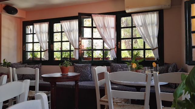 Chevalier - Γαστρονομία και φιλοξενία