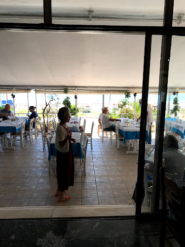 Τα Καβουράκια - Γαστρονομία και φιλοξενία