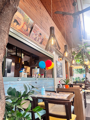 Αντίποδας - Γαστρονομία και φιλοξενία