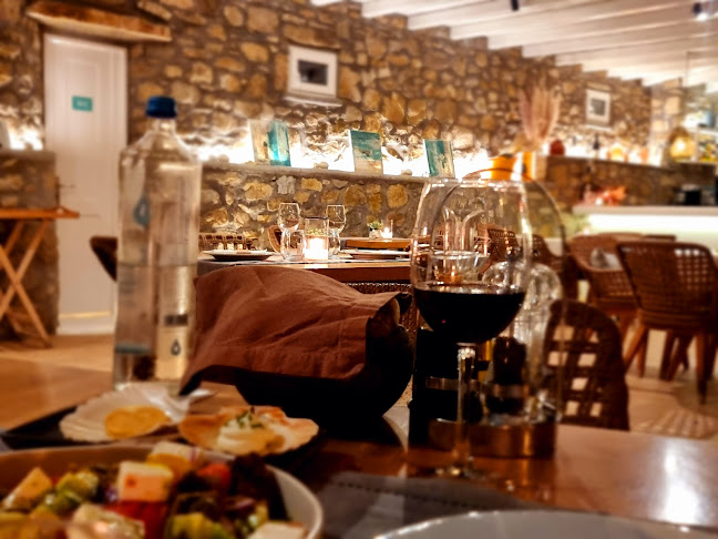 Salty Houses Pool Bar & Restaurant - Γαστρονομία και φιλοξενία