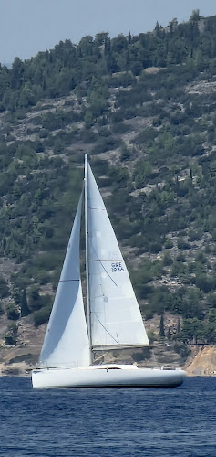 Comentarii opinii despre Mikro Karnagio Beach Bar