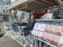 Εθ. Αντίστασης, Paros 844 00