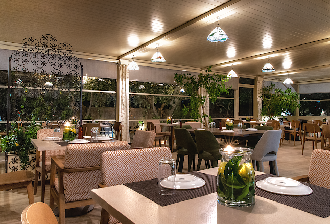 To Perivoli sti Vari - Γαστρονομία και φιλοξενία