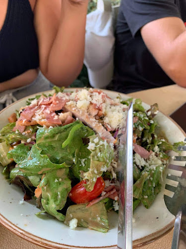 Μεζεδοπωλείο Σχολαρχείο - Χαλκίδα