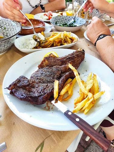 Ταβέρνα Η ΠΟΛΙΣ - Γαστρονομία και φιλοξενία