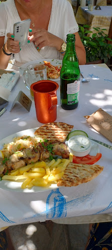 Comentarii opinii despre VASILIS RESTAURANT