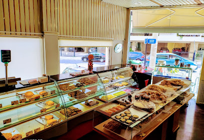 Φούρνος Λεμπίκης Μανώλης