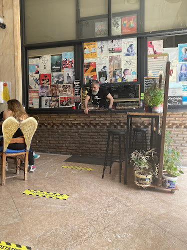 Δυο γουλιές & δυο μπουκιές