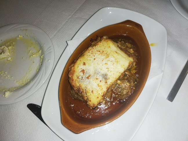 Ταβέρνα "Οινοφροντιστήριον ΕΞΑΡΧΟΣ ΤΣΑΡΔΑΚΑΣ" Ελληνική κουζίνα, Ψητά στη σούβλα. - Βόλος