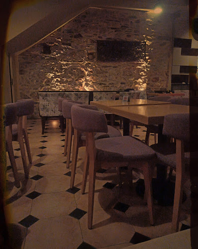 Αρχοντικό Cafe - Bar - Restaurant - Αλιβέρι
