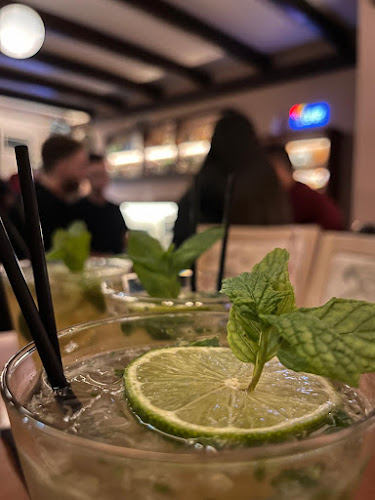 Pub on the square - Γαστρονομία και φιλοξενία