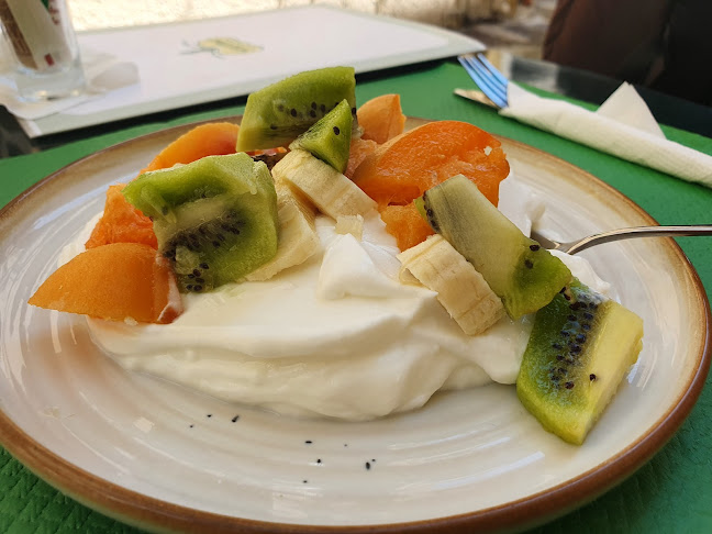 Γκύλφορδ 61, Κέρκυρα 491 00