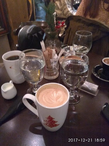 Opinii despre Papi Cafe Il Bistro în Ιωάννινα - Γαστρονομία και φιλοξενία