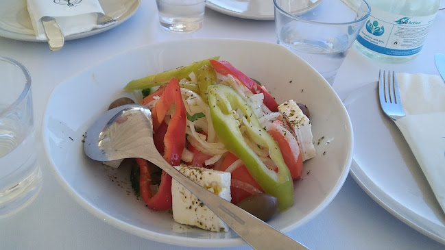 Comentarii opinii despre Molos Seaside Restaurant Nea Roda