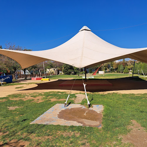 Opinii despre Επίγειον în Κερατσίνι - Γαστρονομία και φιλοξενία