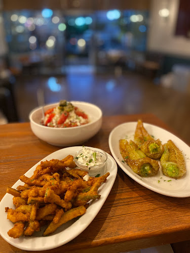 Valaskatzi square, Ιπποκράτη Ζαϊμη, Νέο Καρλόβασι 832 00