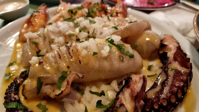 Almira Beach Bar Restaurant Chania - Γαστρονομία και φιλοξενία