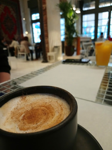 ΥΨΙΛΟΝ - Γαστρονομία και φιλοξενία