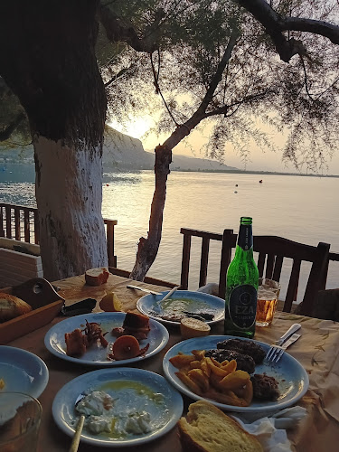 Opinii despre Ψαροταβέρνα ''KABOΣ'' în Καμένα Βούρλα - Γαστρονομία και φιλοξενία