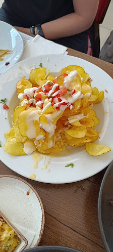 TGI Fridays Golden Hall - Γαστρονομία και φιλοξενία