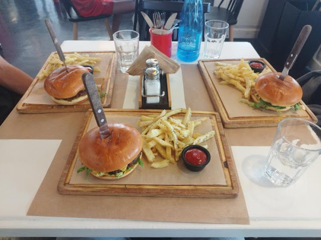 Kubu Burgers
