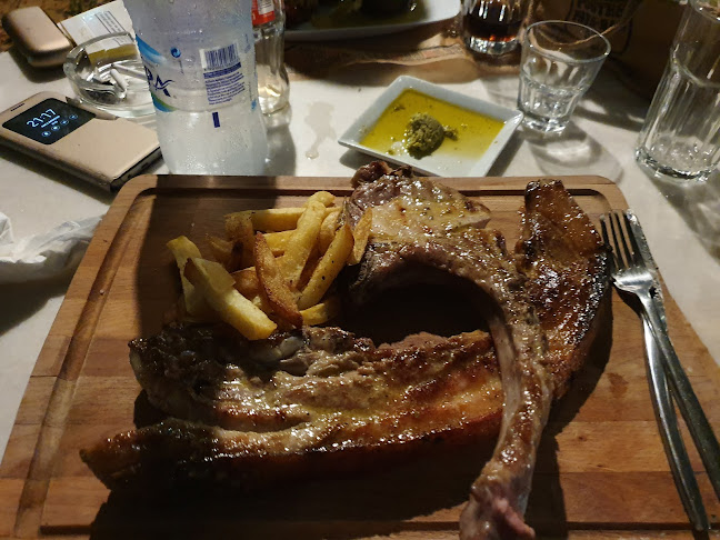 Πιτσαρία Τράπεζα - Γαστρονομία και φιλοξενία