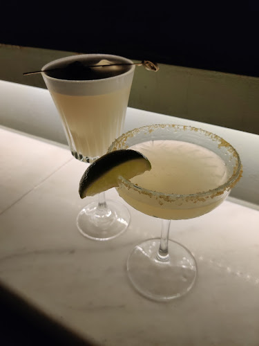 Αθηνάς 57, Αθήνα 105 51