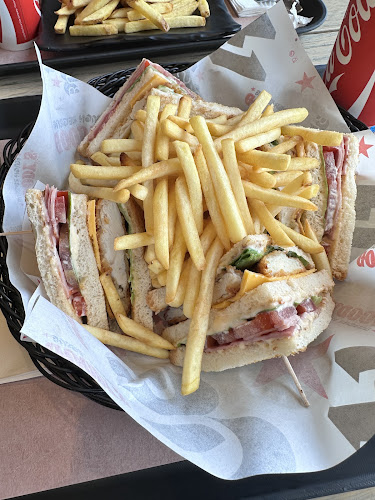 Goody's Burger House ΣΕΑ ΜΕΓΑΡΑ ΙΙ