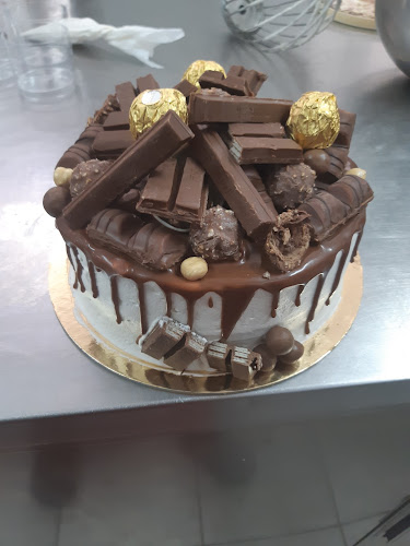 Comentarii opinii despre Νικολόπουλος - Ζαχαροπλαστείο - Αγιος Δημήτριος