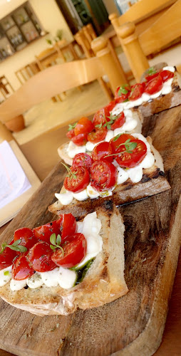 Avli - Γαστρονομία και φιλοξενία