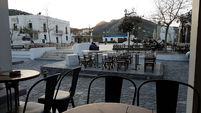 Unnamed Road,, Σκύρος 340 07