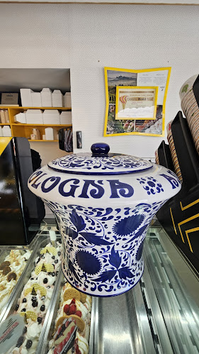 Αβέρωφ 6-8, Ρόδος 851 00