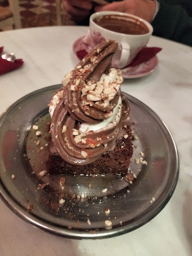 Comentarii opinii despre Chevalier