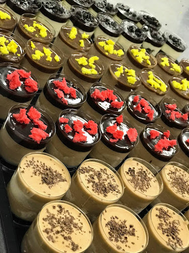 Ακτή Ποσειδώνος 40, Πειραιάς 185 31