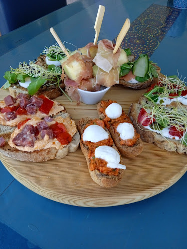 Resalto Cafe, Bar, Μεζεδοκατάσταση - Συκιά