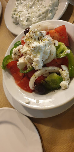 Comentarii opinii despre Στο καρφί και στο Πέταλο (Sto Karfi Kai Sto Petalo)