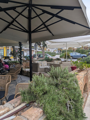 Opinii despre mon mont cafe bar în Ηλιούπολη - Γαστρονομία και φιλοξενία