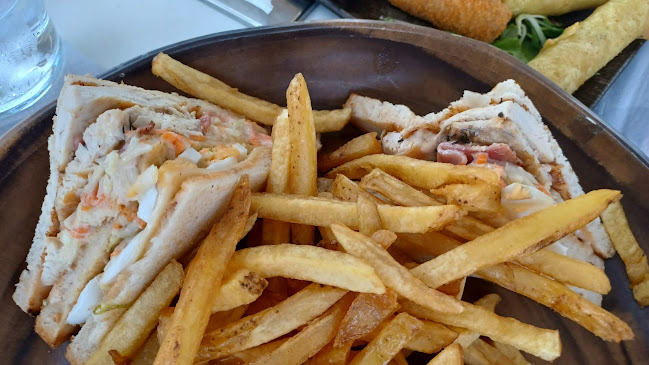 Opinii despre Pisina în Πειραιάς - Γαστρονομία και φιλοξενία