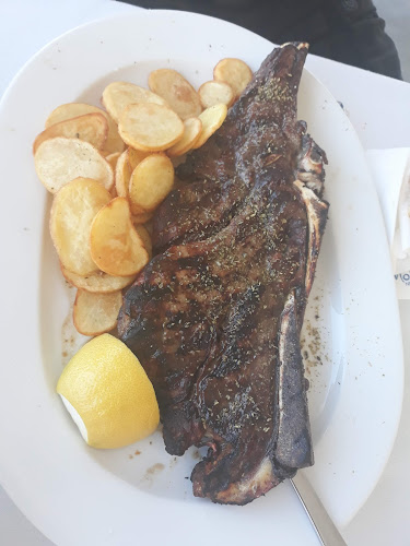 Molos Seaside Restaurant Nea Roda - Γαστρονομία και φιλοξενία