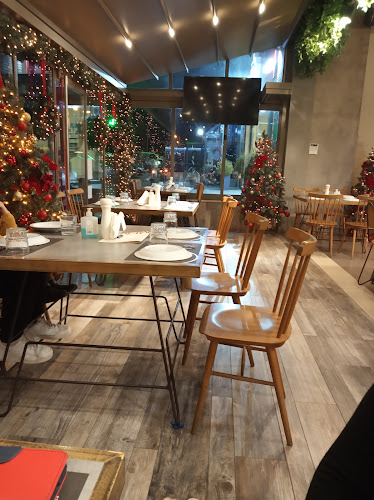 Opinii despre Capri Nuovo Πεύκα în Πεύκα - Γαστρονομία και φιλοξενία