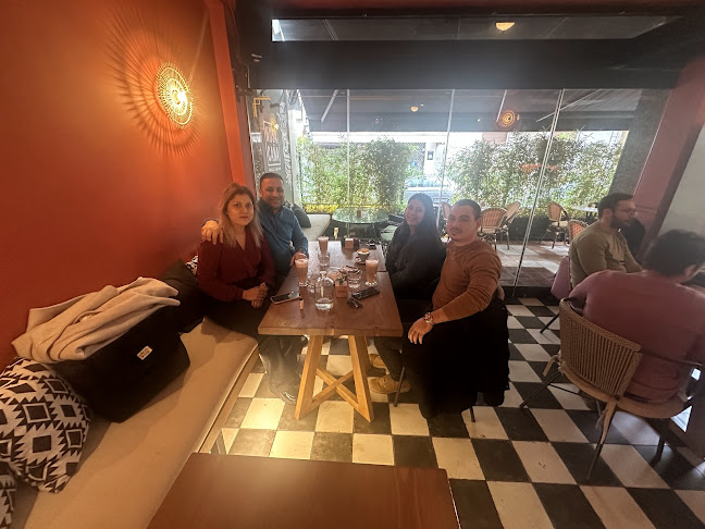 Πλάτωνος 3, Πειραιάς 185 35