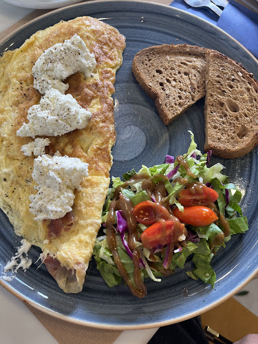 Decimo Coffee & Brunch