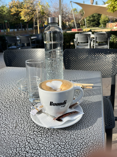 Opinii despre Επίγειον în Κερατσίνι - Γαστρονομία και φιλοξενία